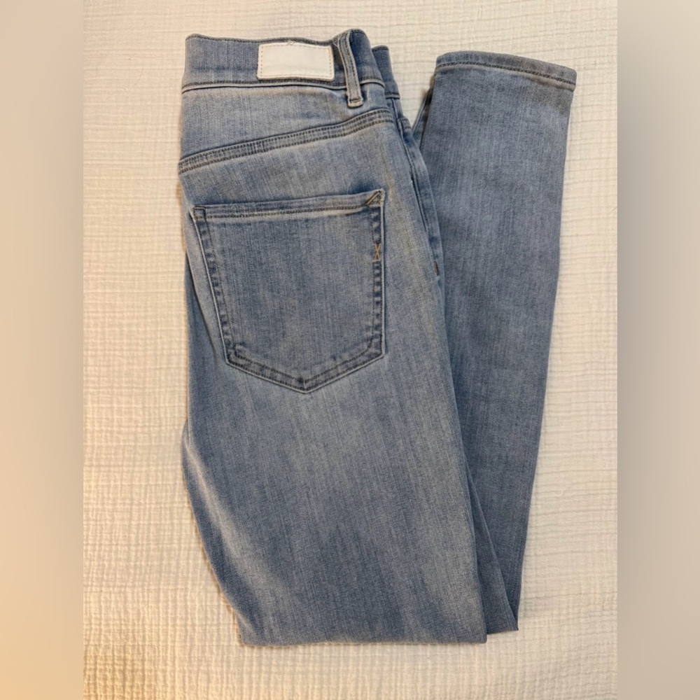 Express Distressed Women's High Rise Skinny Jeans - Picture 3 of 3
